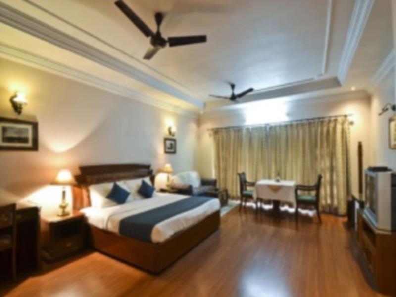Hotel Imperial House Allahabad Bagian luar foto
