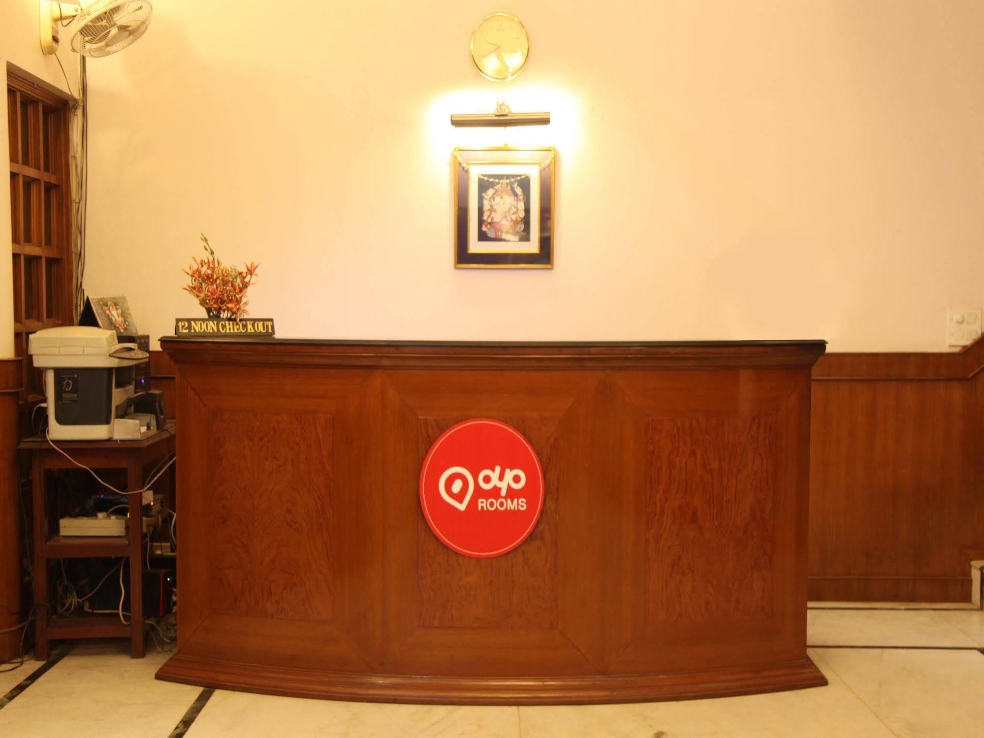 Hotel Imperial House Allahabad Bagian luar foto